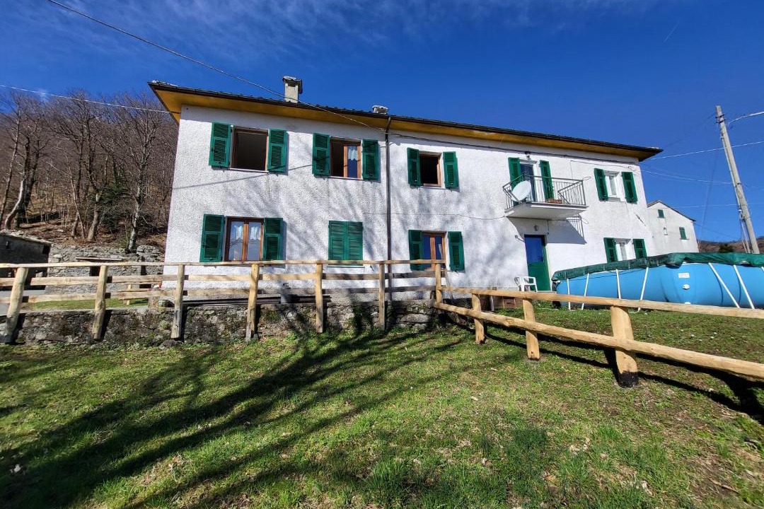 Photo of Buildings in Borzonasca