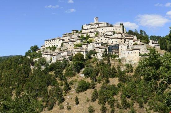 Photo of Buildings in Labro