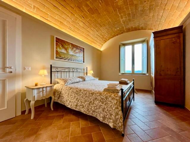 Photo of Bedroom in Poggibonsi
