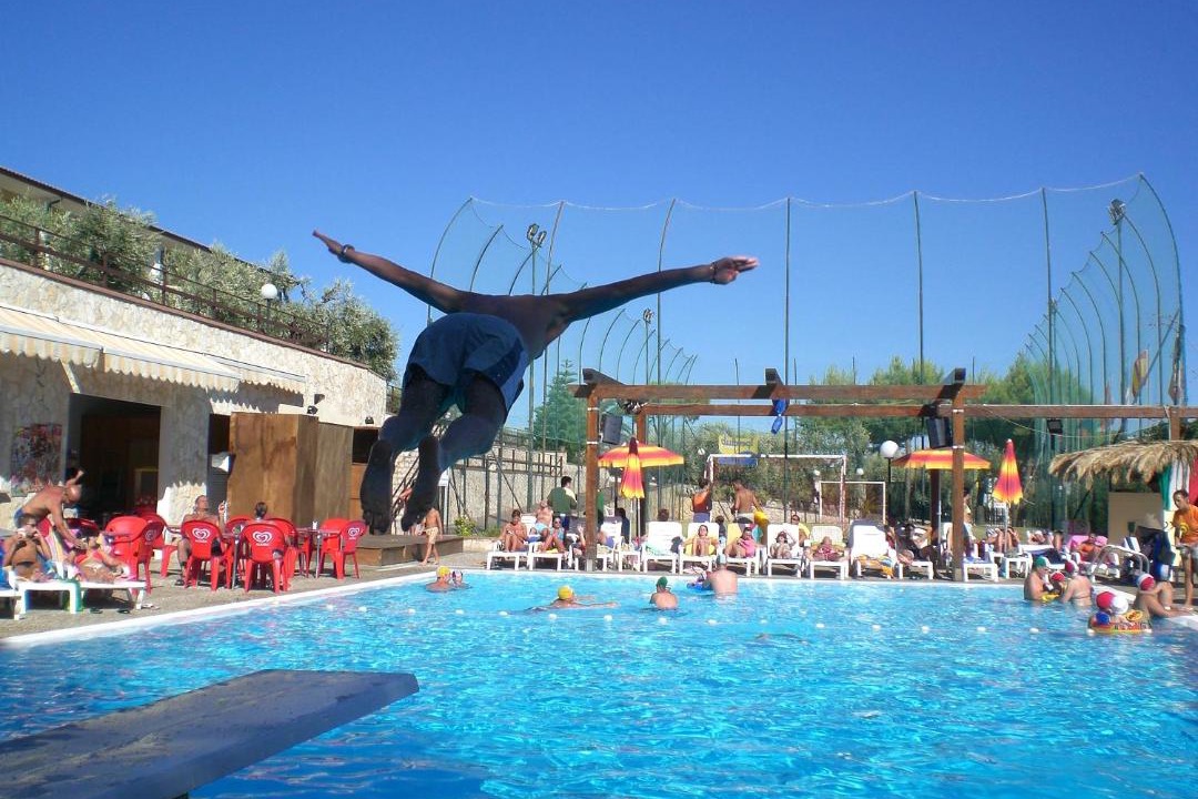 Photo of Others in Defensola