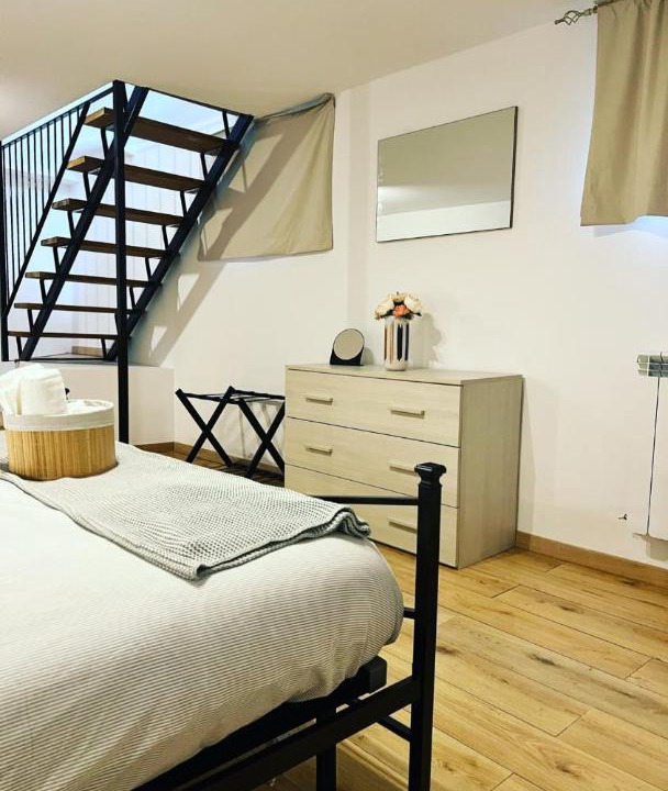 Photo of Bedroom in Albese con Cassano