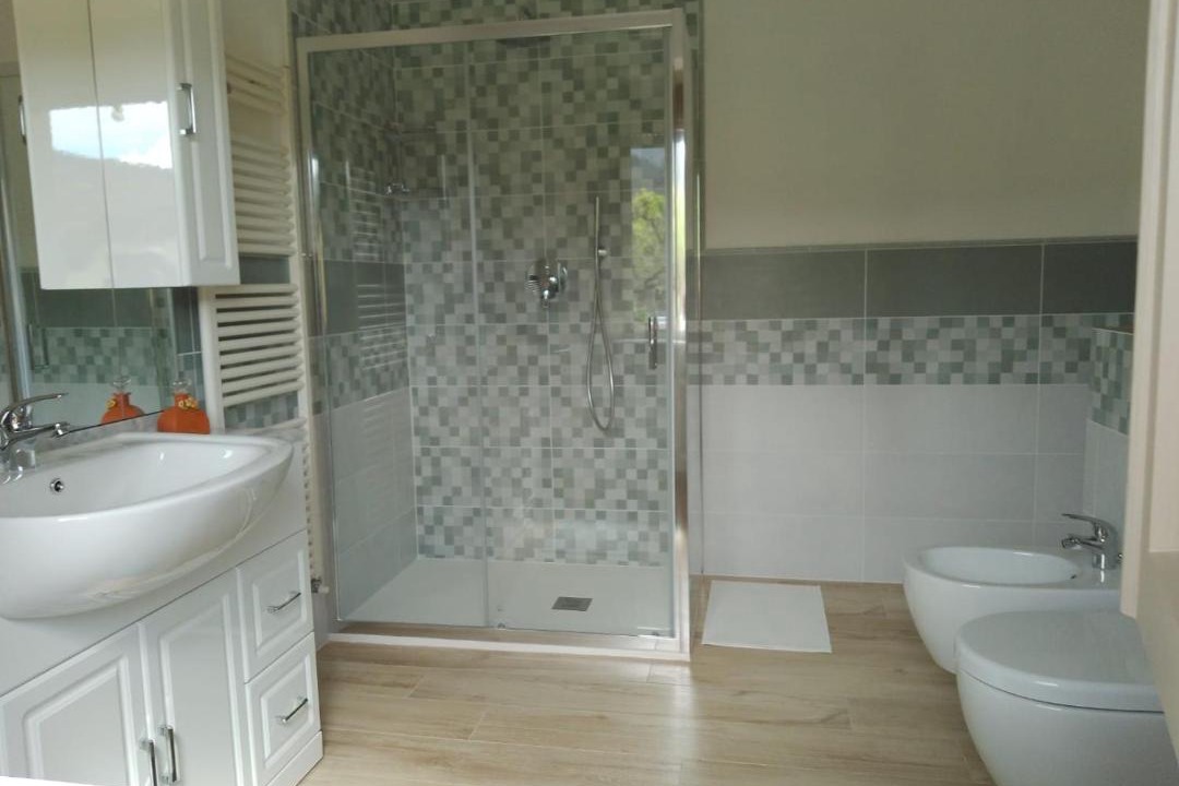 Photo of Bathroom in Mologno
