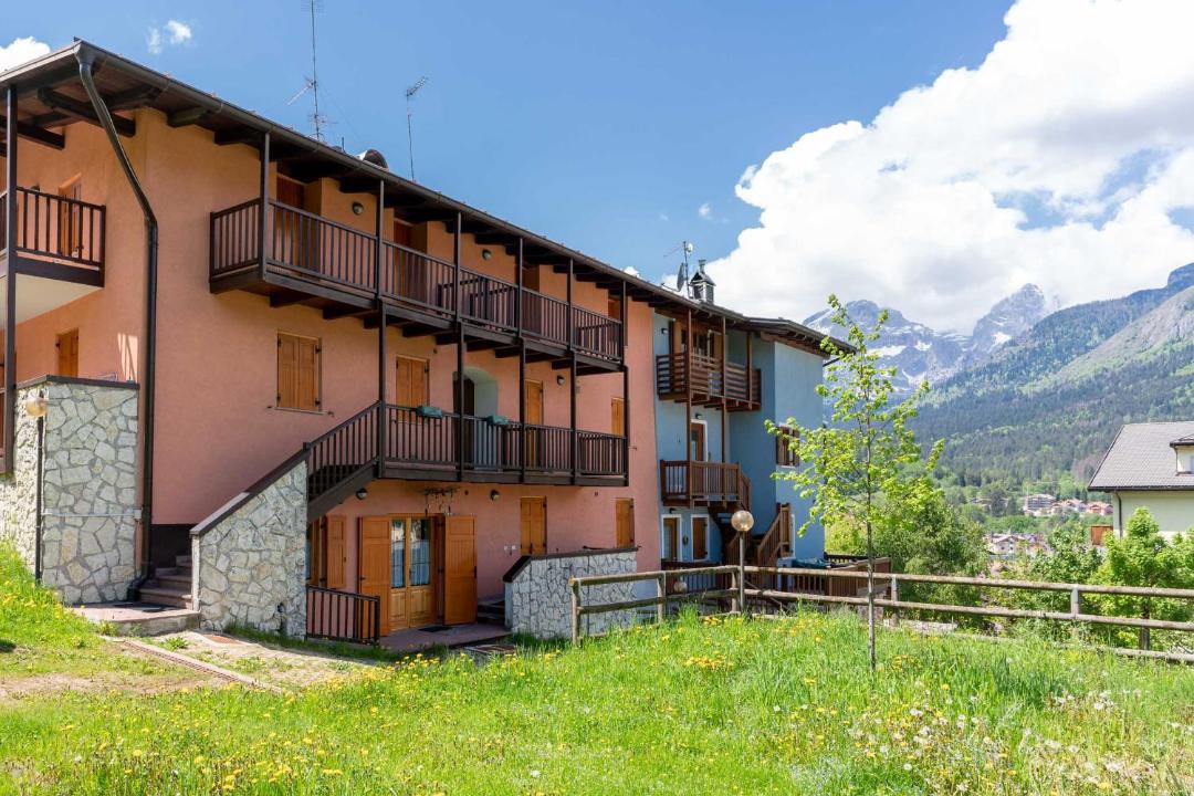 Photo of Buildings in Andalo