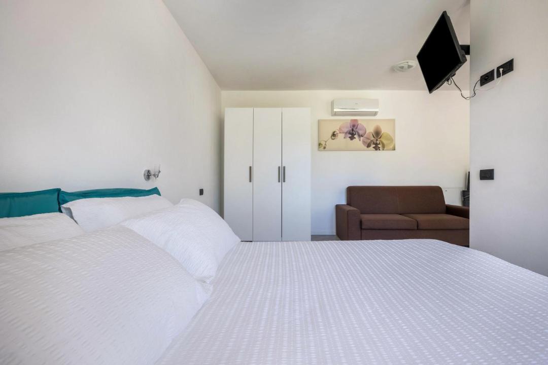 Photo of Bedroom in Dro
