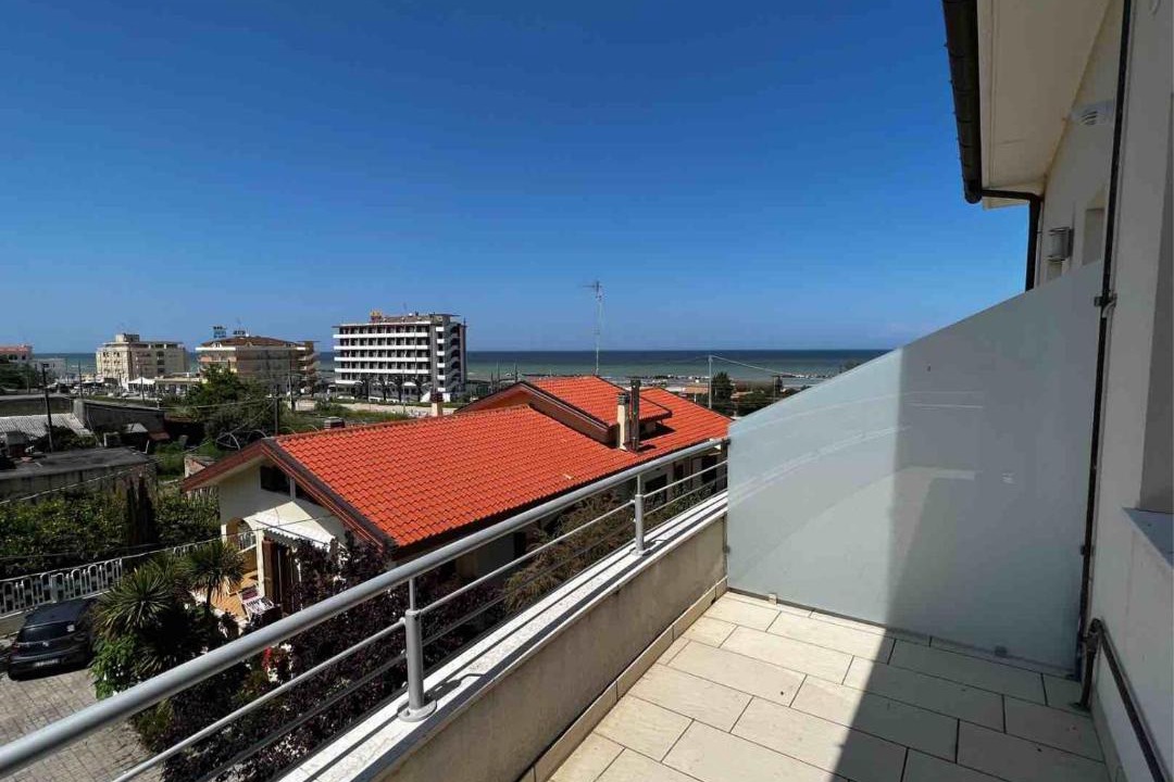 Photo of Patio Balcony in Lido Riccio