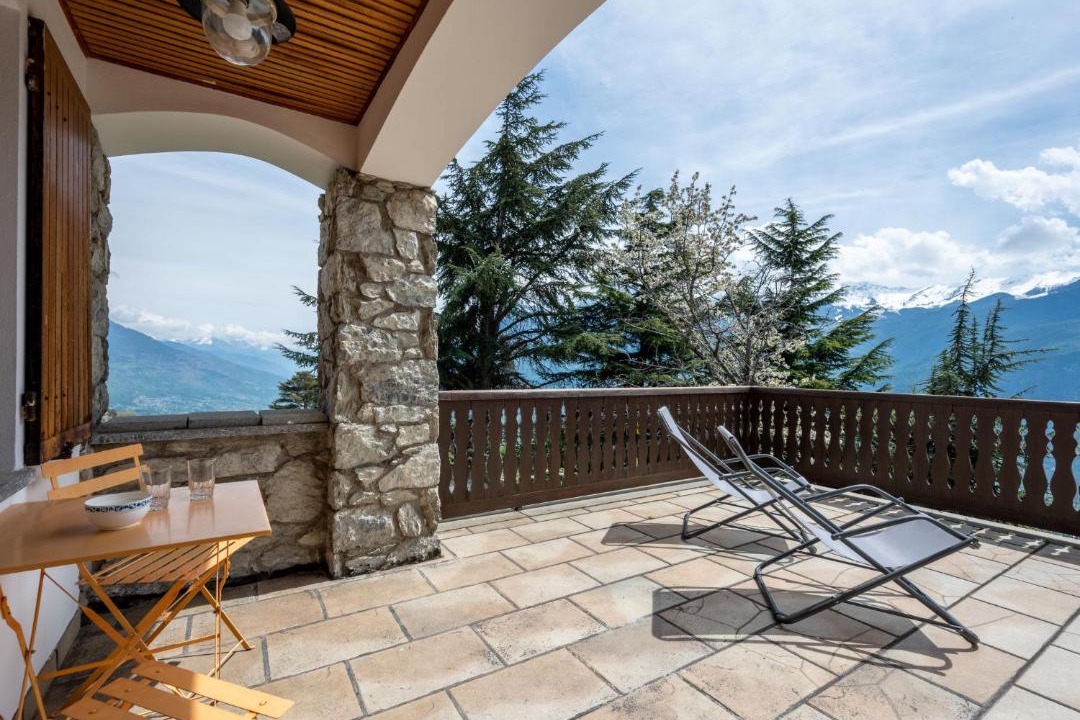 Photo of Patio Balcony in Ville Sur Sarre