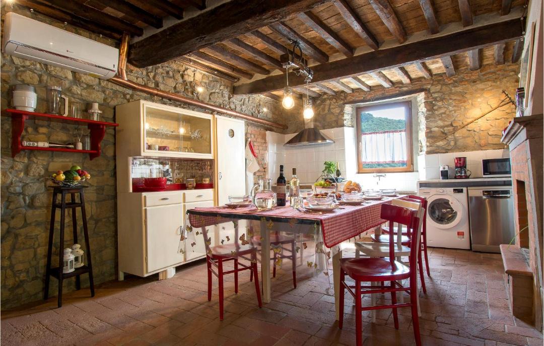 Photo of Kitchen in Benabbio