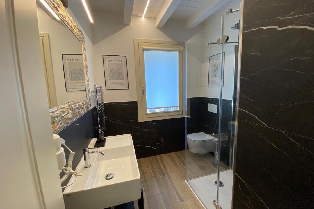 Photo of Bathroom in Soave