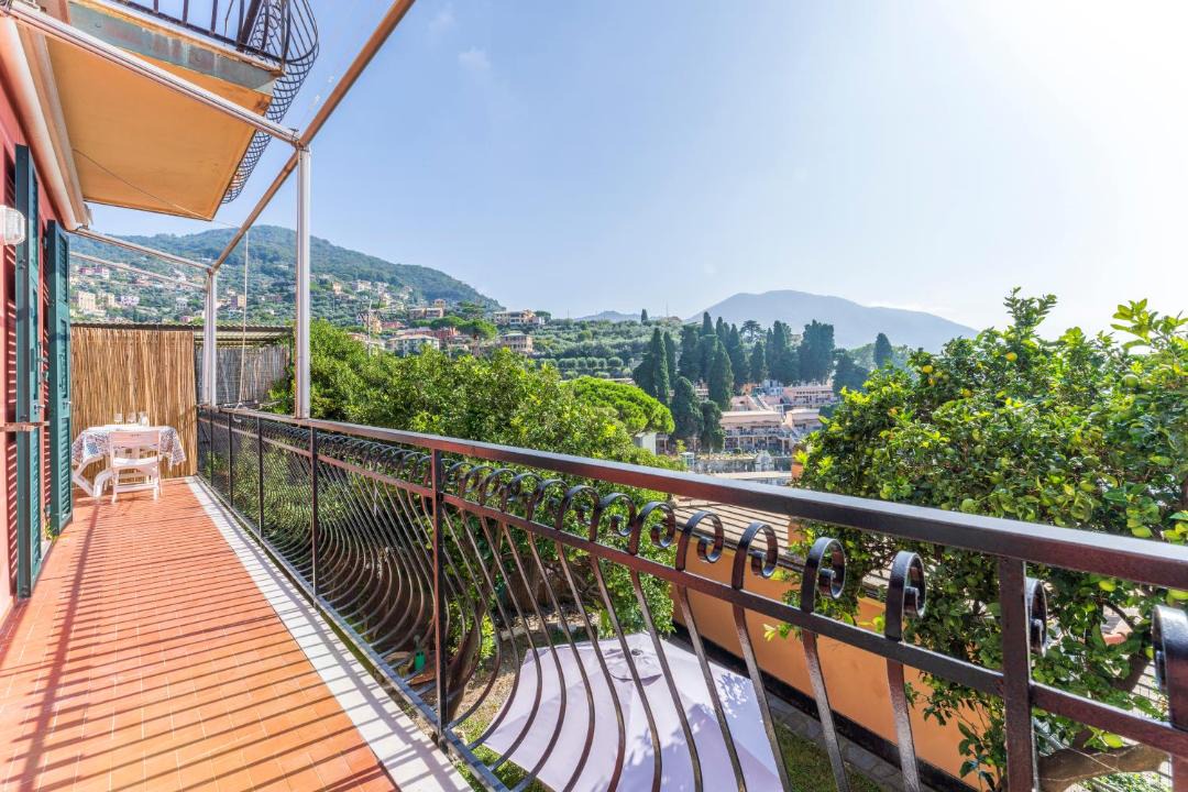 Photo of Others in Recco