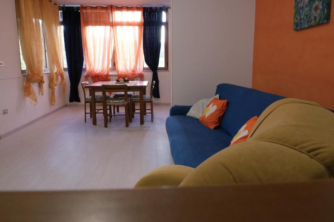 Photo of Livingroom in San Giovanni-Chiadino-Rozzol
