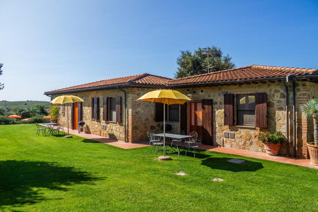 Photo of Buildings in Magliano in Toscana
