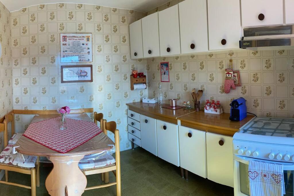 Photo of Kitchen in Chantignan