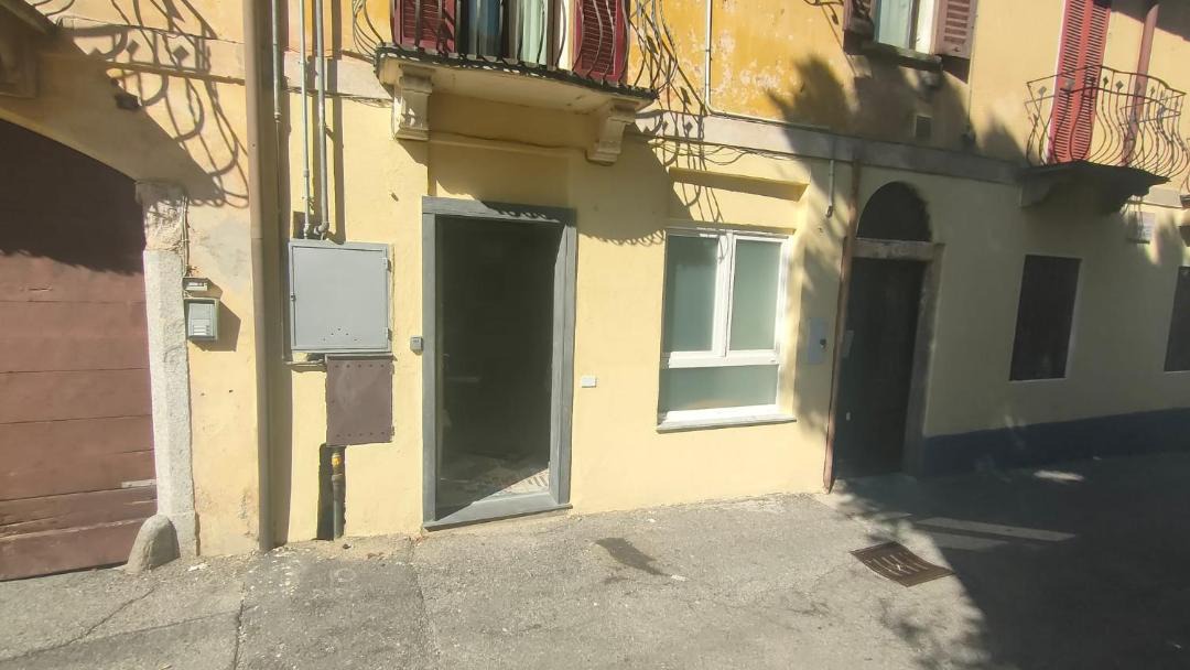 Photo of Buildings in Azzio