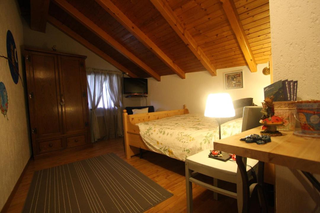 Photo of Bedroom in Chatillon