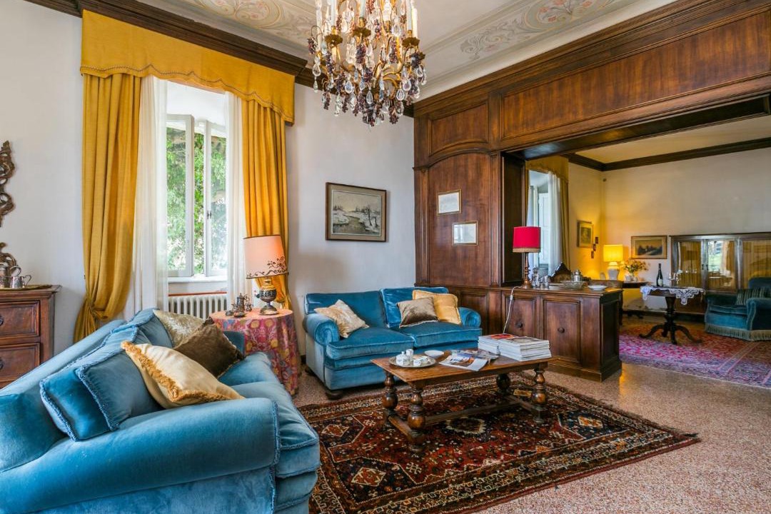 Photo of Livingroom in Lari