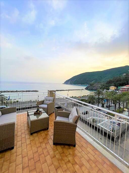 Photo of Patio Balcony in Moneglia
