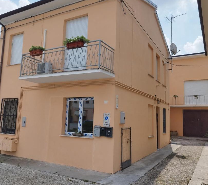 Photo of Buildings in Medelana