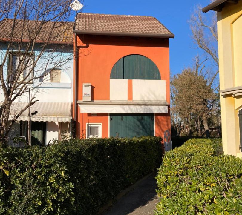 Photo of Buildings in Isola Albarella
