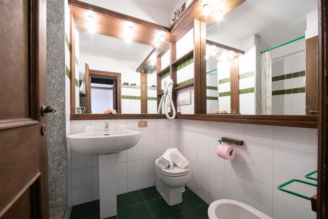 Photo of Bathroom in Grangesises