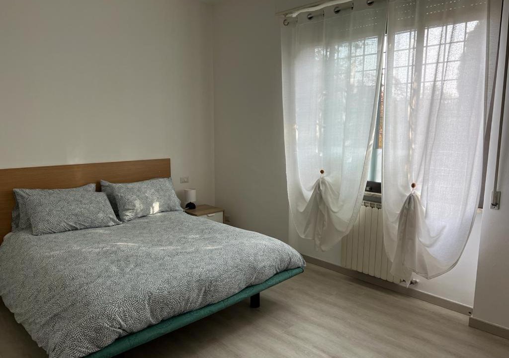 Photo of Bedroom in Crema