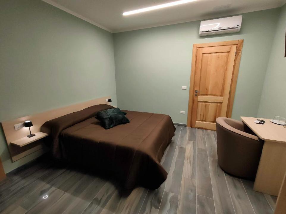 Photo of Bedroom in Limatola