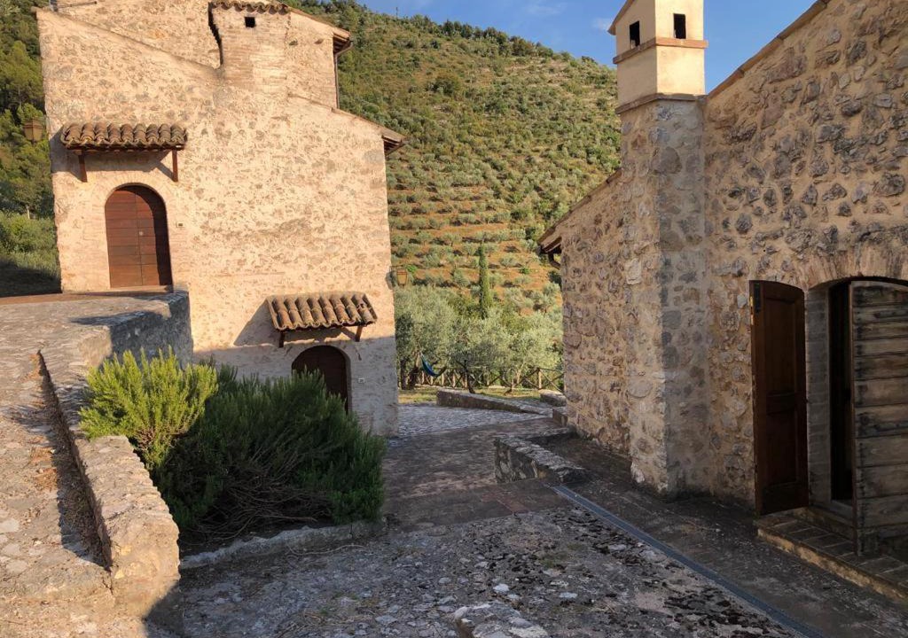 Photo of Buildings in Campello sul Clitunno