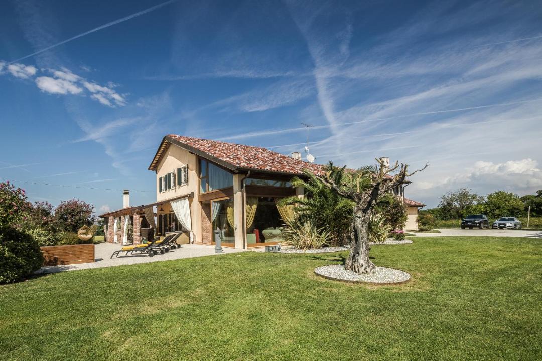 Photo of Buildings in Ca' Pirami