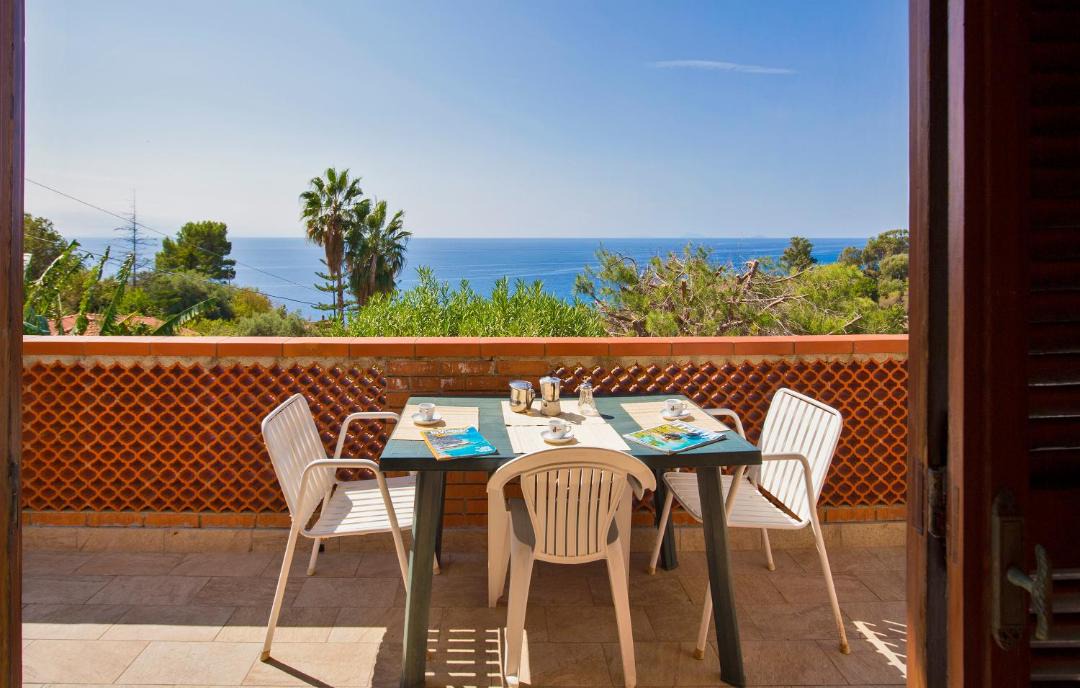 Photo of Patio Balcony in Joppolo