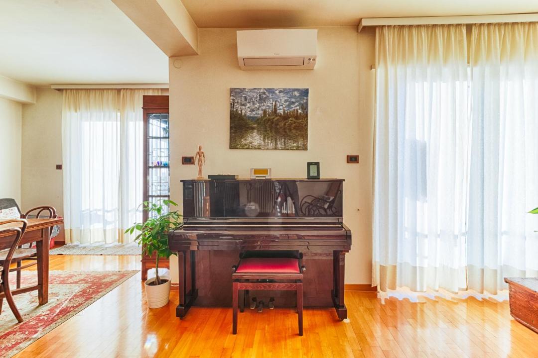 Photo of Livingroom in San Giovanni-Chiadino-Rozzol