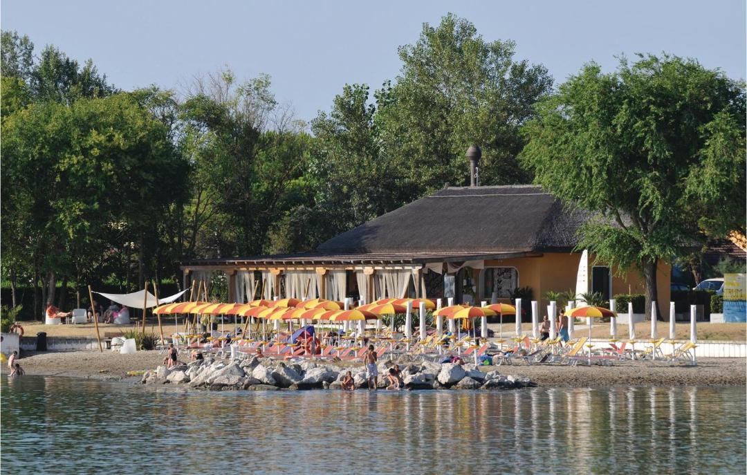 Photo of Others in Isola Albarella
