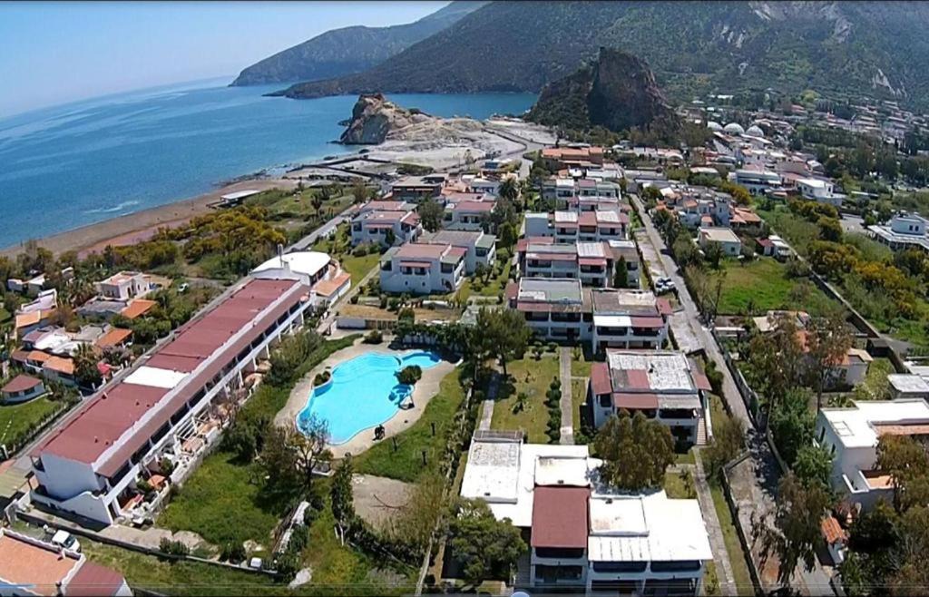 Photo of Others in Vulcano Porto