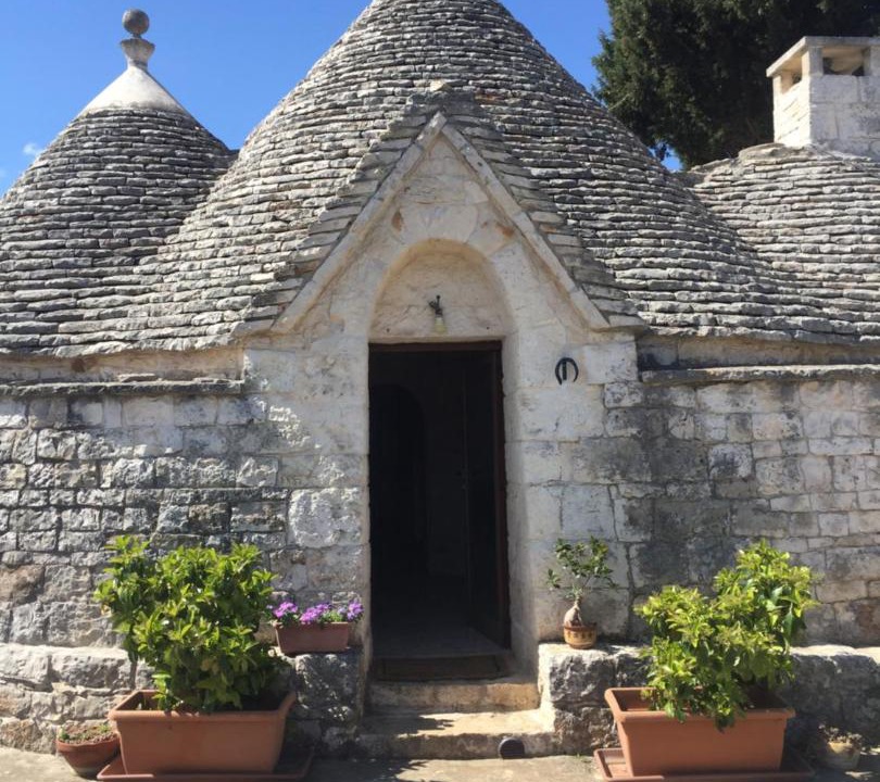 Photo of Buildings in Alcanterini