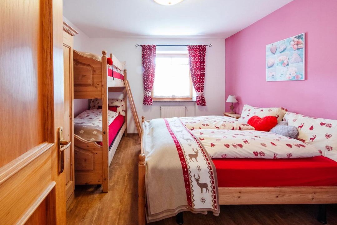 Photo of Bedroom in San Giovanni di Fassa