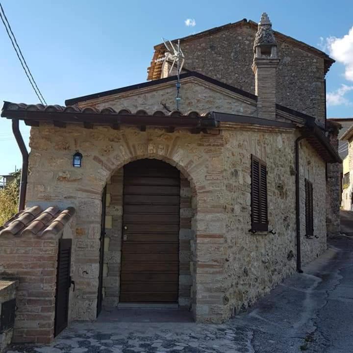 Photo of Buildings in Colpetrazzo
