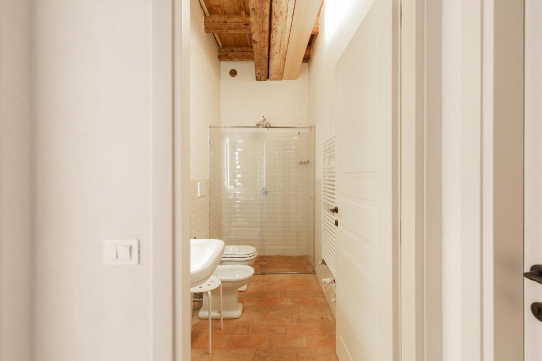 Photo of Bathroom in Cola