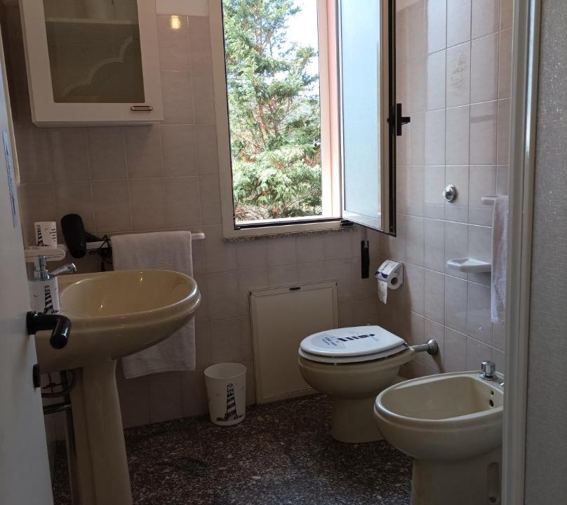 Photo of Bathroom in Buggerru