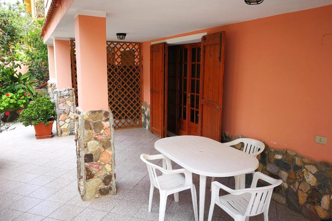 Photo of Patio Balcony in S'Archittu