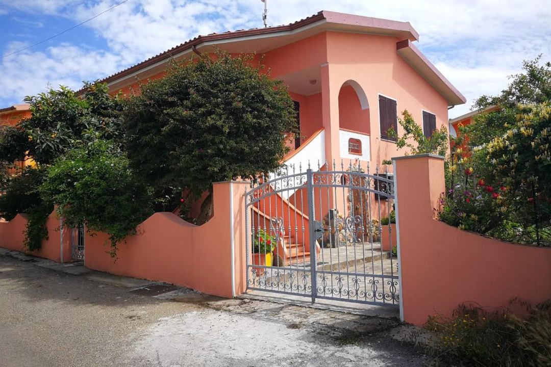 Photo of Buildings in S'Archittu