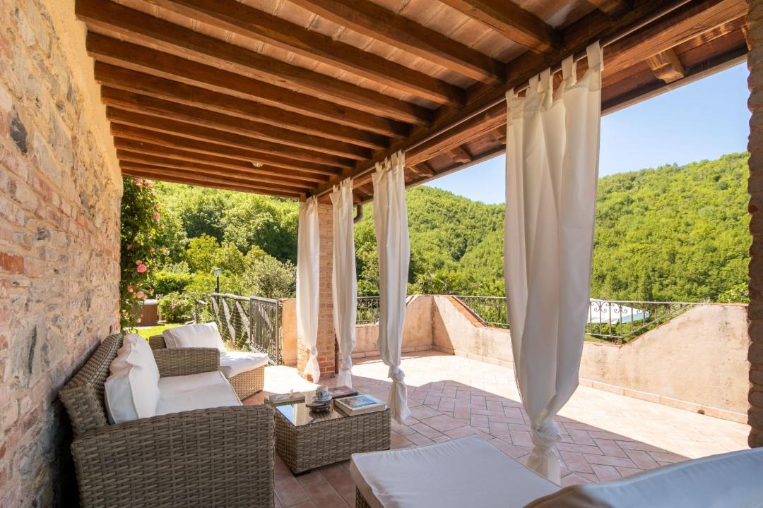 Photo of Patio Balcony in Fivizzano