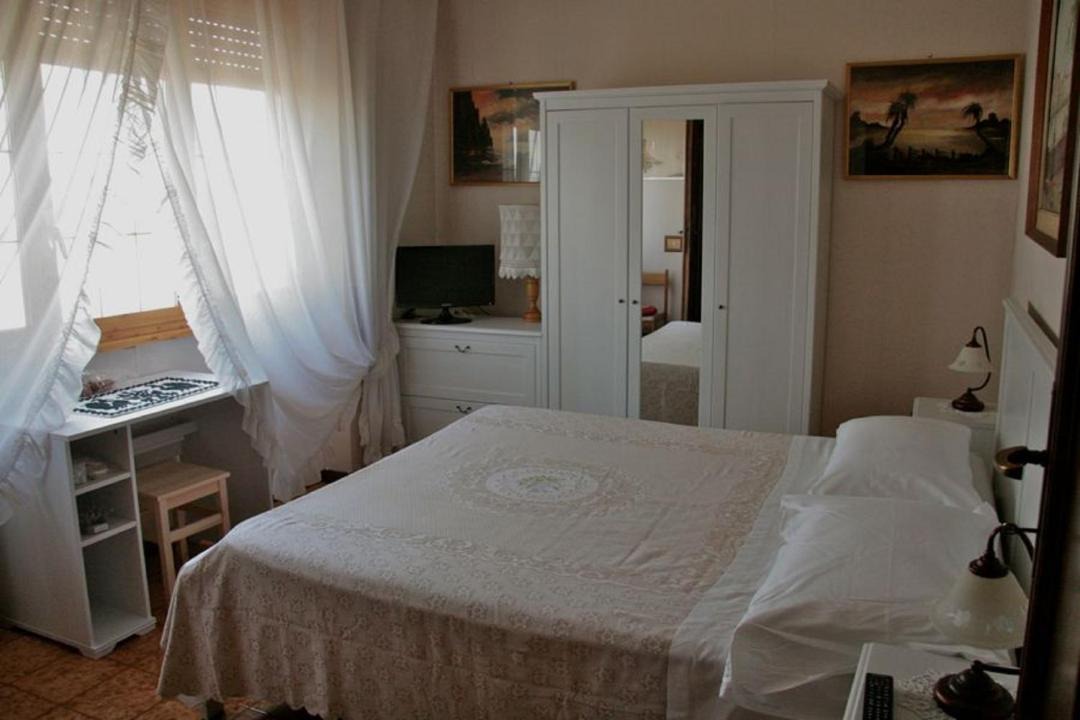 Photo of Bedroom in Ostia Antica