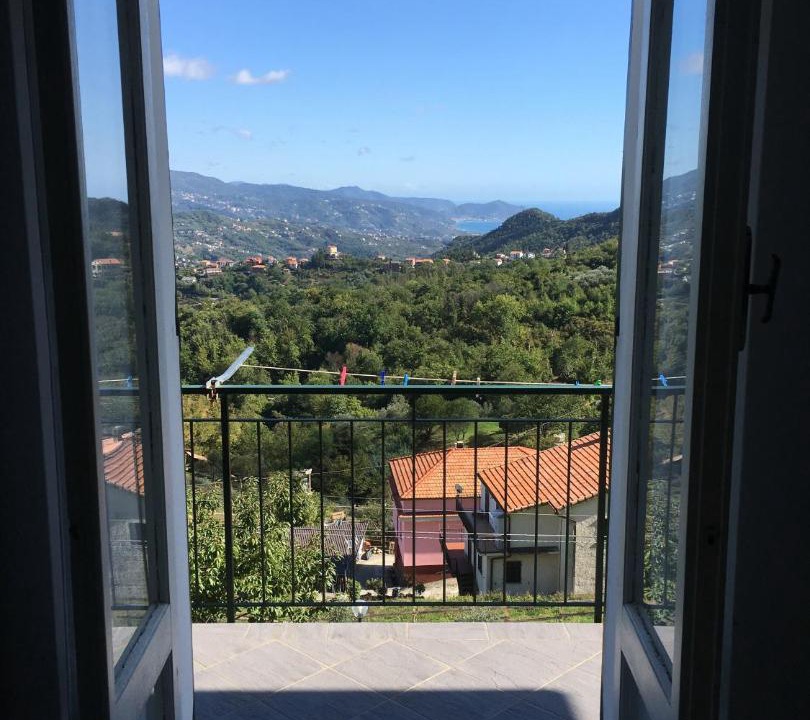 Photo of Patio Balcony in San Colombano Certenoli