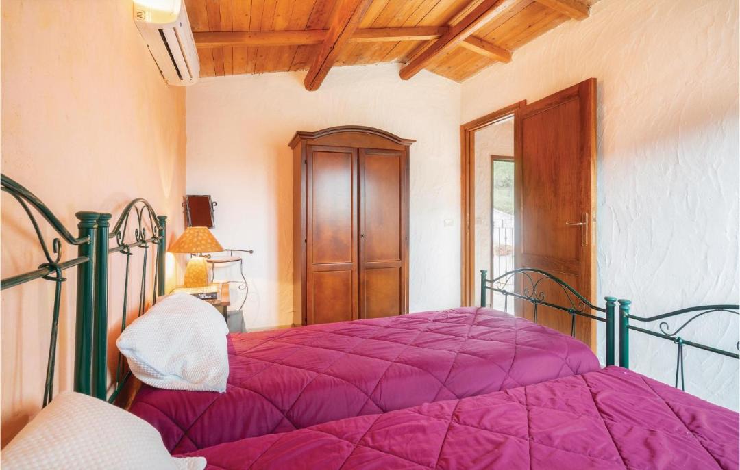 Photo of Bedroom in Orgosolo