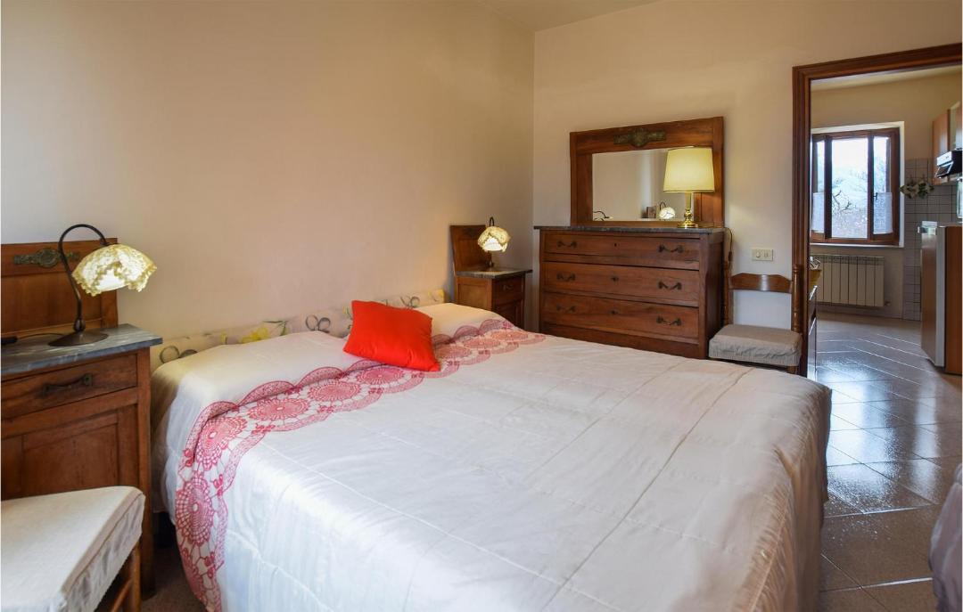 Photo of Bedroom in Preci