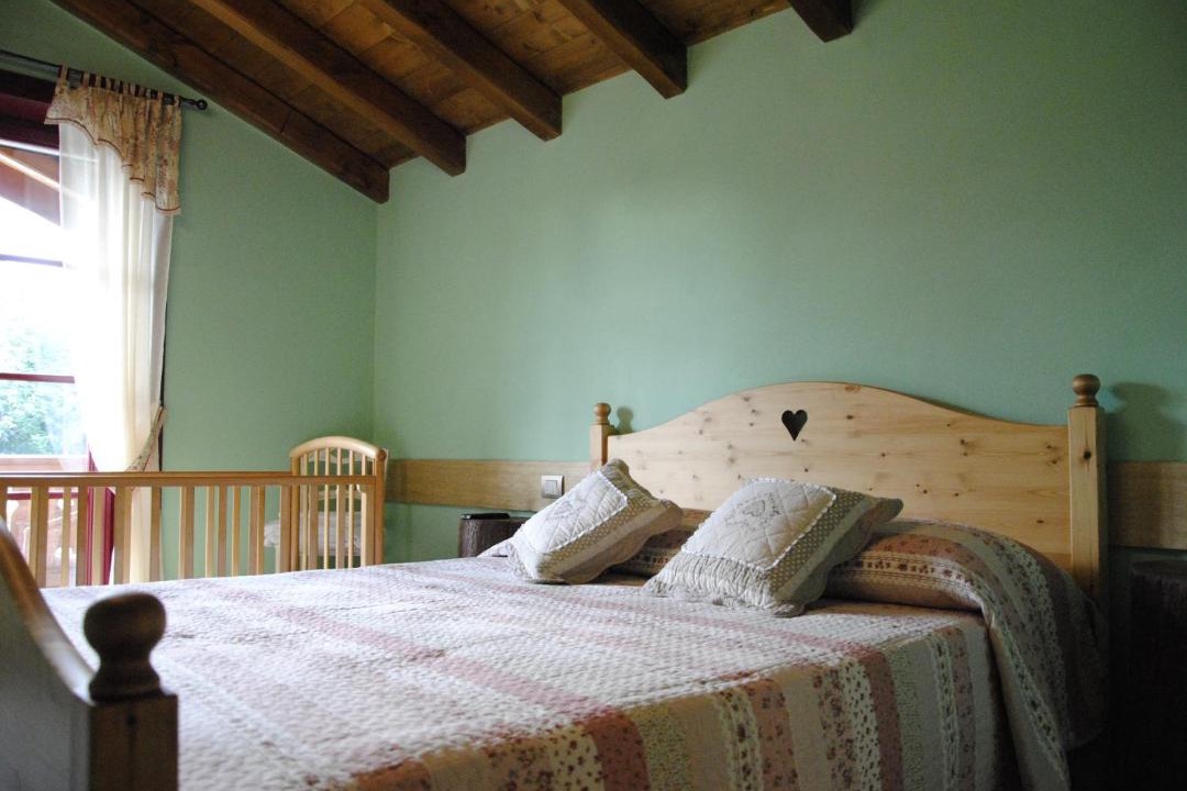 Photo of Bedroom in Pievepelago