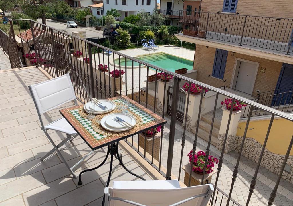 Photo of Patio Balcony in Cupra Marittima