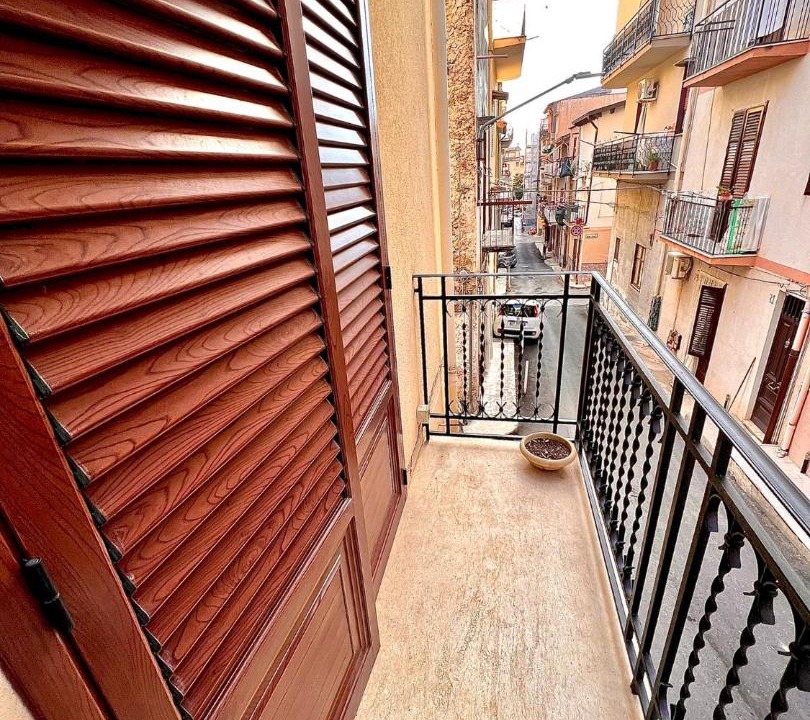 Photo of Patio Balcony in Montelepre