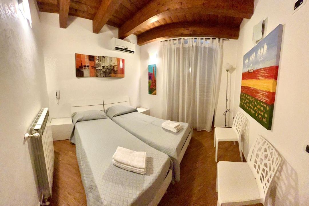 Photo of Bedroom in Montelepre