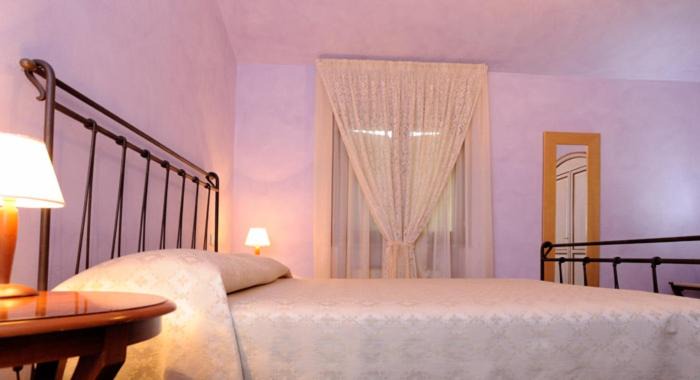 Photo of Bedroom in Villa Minozzo