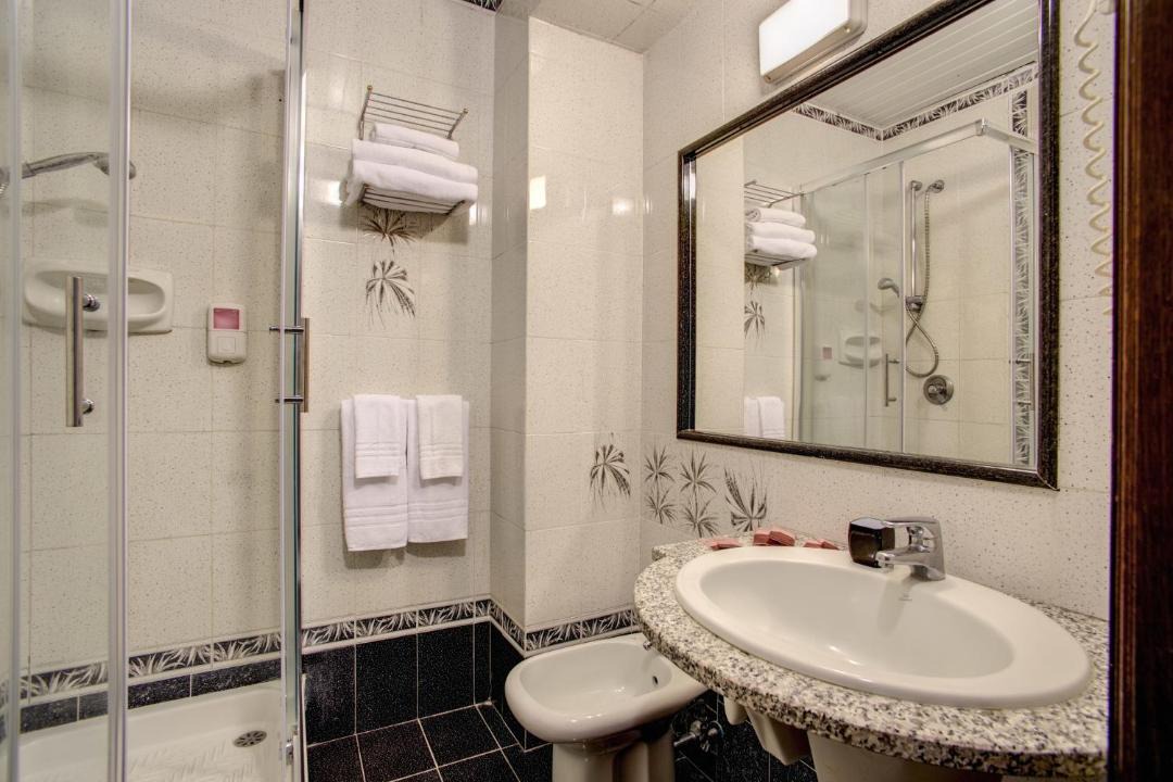 Photo of Bathroom in Castel Gandolfo