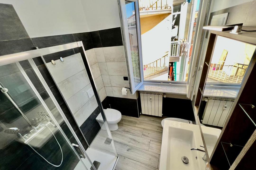 Photo of Bathroom in Vanchiglia